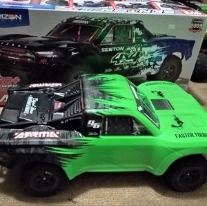 Arrma 4x4 SENTON 3s